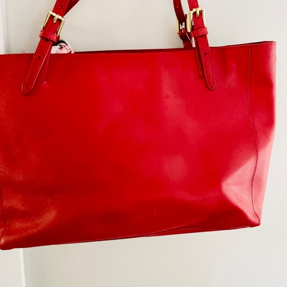 Red Tory Burch Tote - Picture 2 of 4